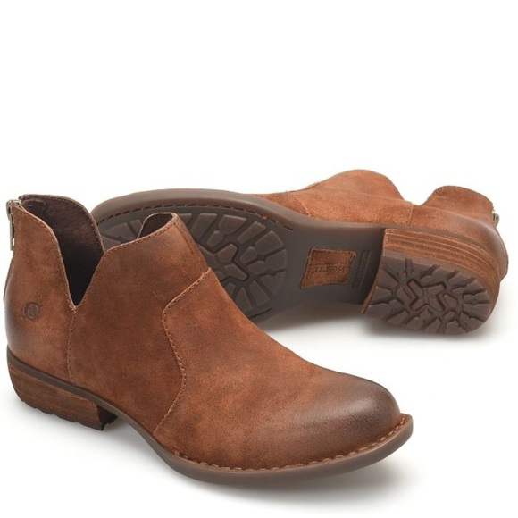 Born Kerri Distressed rust tobacco Brown Booties - Picture 1 of 14